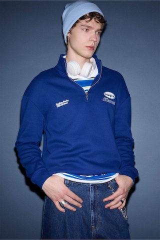 Defacto Boxy Fit Dik Yaka Baskılı Sweatshirt F9709ax26spbe753 Mavi-be753