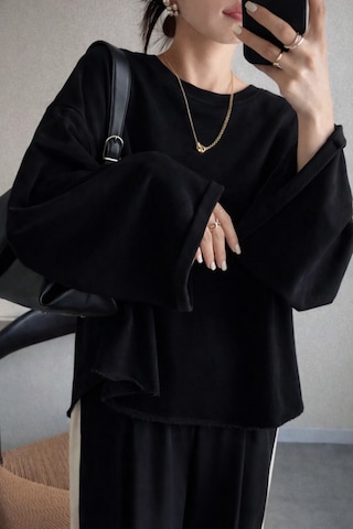 Oversize Kesim Bisiklet Yaka Uzun Kollu Sweatshirt Siyah