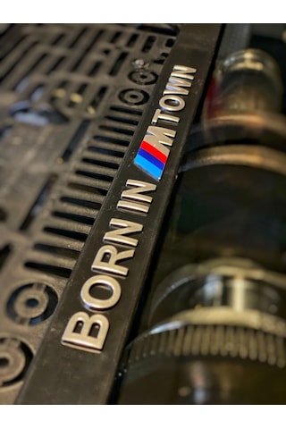 Born In M Town Ön Ve Arka Plakalık 509399243