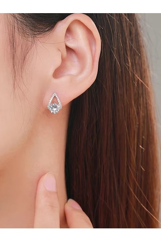 Brezza Lusso Jewelry Timeless Series Işıltı Üçgen Tektaş Gümüş Kadın Küpe Gümüş