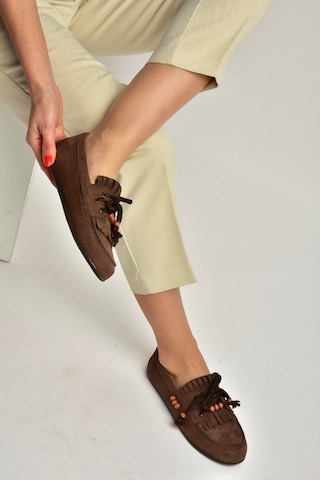 Fox Shoes Y602426202 Kahverengi Süet Bağcık Detaylı Günlük Kadın Ayakkabı Kahverengi