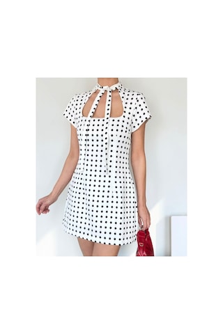Fleurs Chic Model Puantiyeli Yakası Bağlama Detaylı Mini Elbise Ekru