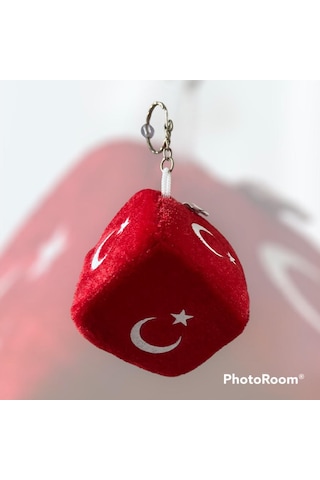 Aralmniavm Türk Bayraklı Peluş Vantuzlu Zar Araba Süsü Anahtarlık Çanta Süsü