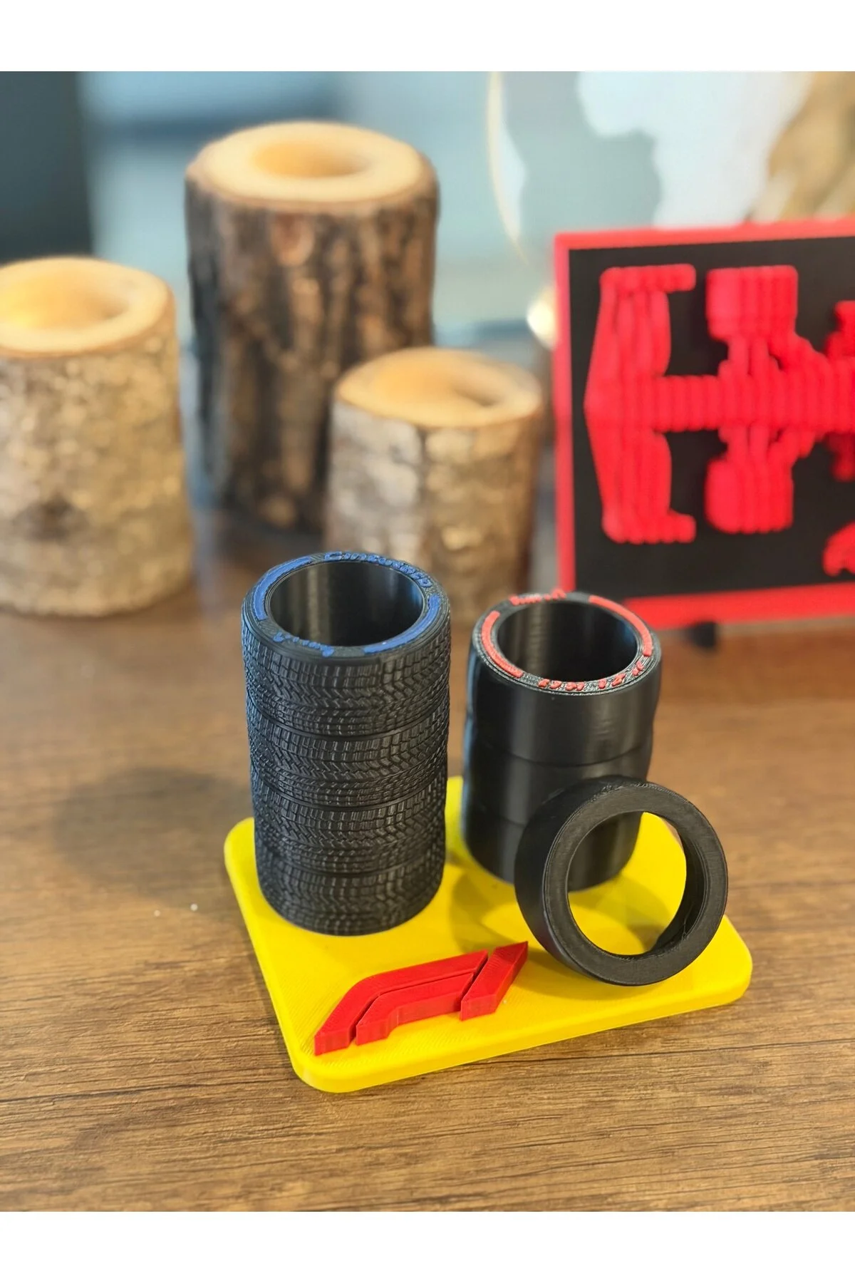 Formula 1 Temalı Lastik Tasarımlı 3d Yazıcı Kalemlik - F1 Ofis Aksesuarı Ve Hediye Çok Renkli
