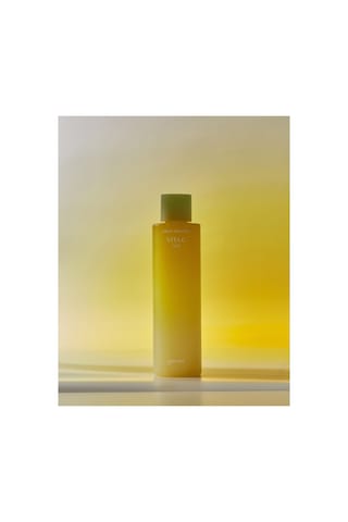 Cilde Aydınlık Ve Pürüzsüz Bir Görünüm Sunan Leke Karşıtı Tonik Goodal Green Tangerine Vita C Toner
