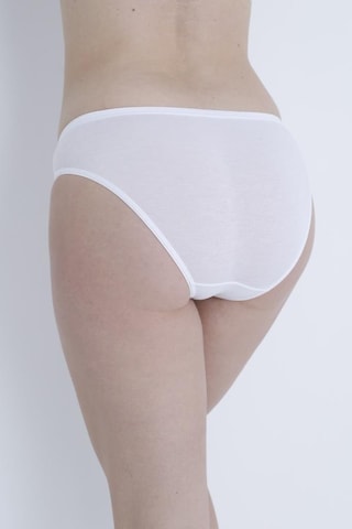 6 Adet Bellızzı Bayan İnce Kenar Bikini Külot 201 Beyaz