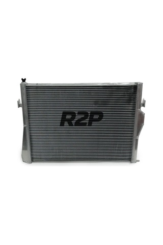 R2p Bmw E92 M3 Performans Radyatör