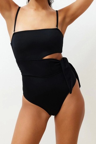 Ersefa Kadın Moda Atma Kap Askılı Brief Yaka Siyah Straplez Cut Out Penc