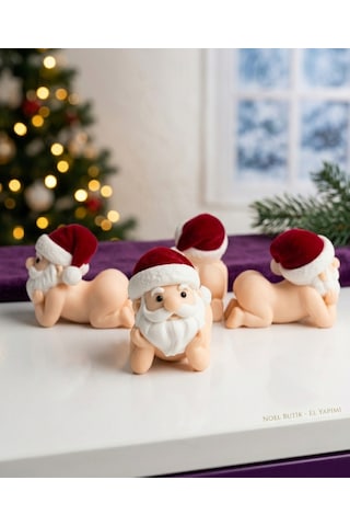 Yılbaşının En Komik Hali: 4'lü Poz Veren Bebek Noel Baba Figür Seti - 3d Tasarım Dekoratif Süs