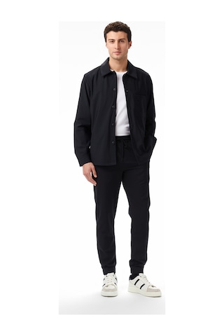 Nautica Erkek Siyah Regular Fit Gömlek Düz W57700t Siyah