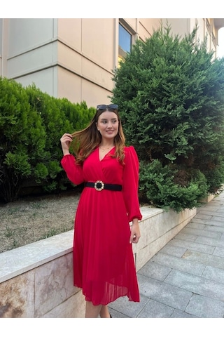 Defymoda Kadın Şifon Kumaş Astalı Kloş Kesim Kruvaze Yaka Midi Boy Elbise Kırmızı