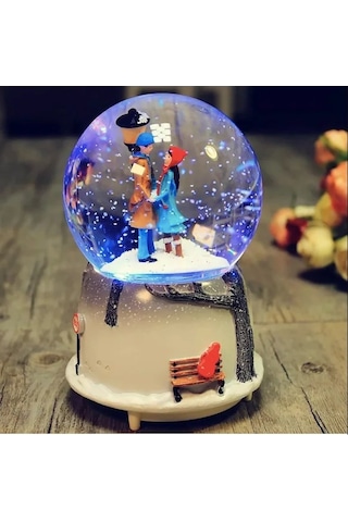 Romantik Aşıklar Işıklı ve Müzikli Kar Küresi Büyük Boy