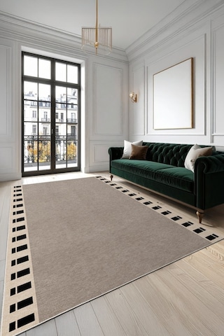 Bej Zemin Üzerinde Grafik Kenar Hem Dekoratif Hem Pratik Kaymaz Taban Halı Bej