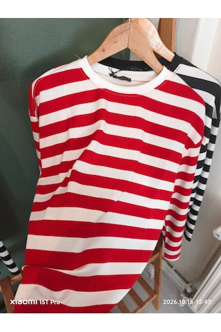 Trendall Kırmızı Çizgili Beyaz Renk Basic Uzun Kollu Tshirt