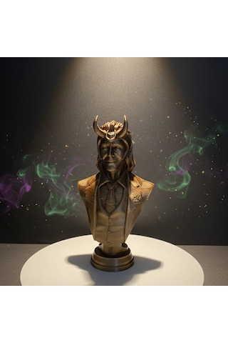 Loki Laufeyson Dekoratif Masaüstü Aksesuarı - İkonik Boynuzlu Kask Detaylı Büst 16x8 Cm
