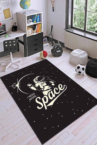 Siyah Kaymaz Taban Uzay Tema Astronotlu Çocuk Halısı Ar1158n11