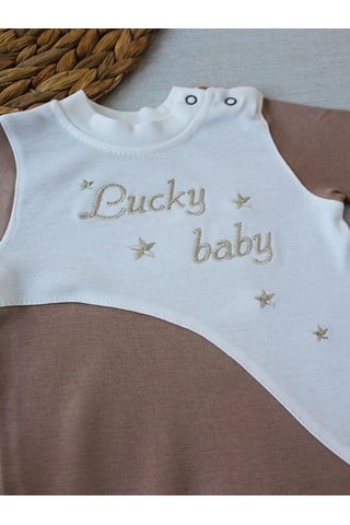 Veraura Lifestyle 0-3 3-6 Ay Lucky Baby Nakışlı Es Çizgi Boy Şapkalı Erkek Bebek Tulumu Kahverengi