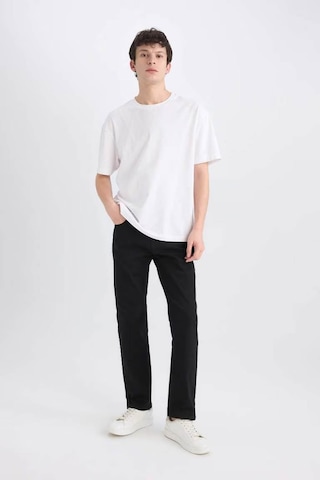 Defacto Sergio Regular Fit Solmayan Renk Siyah Erkek Jean Pantolon E6111ax/nm40 Siyah