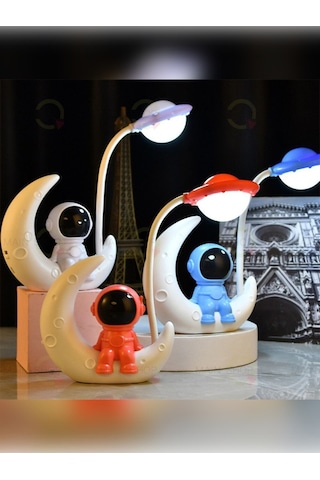 Mainshop Ay Üstünde Astronot Led Işık Usb Şarjlı Gece Lambası M-3137 Çok Renkli