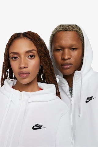 Nike Sportswear Club Fleece Erkek Beyaz Sweatshirt Bv2645-100 Beyaz