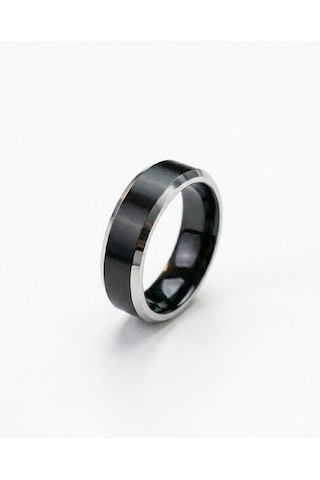 Erkek Siyah Renk Gümüş Detay 6 Mm Tungsten Yüzük Erkek Siyah Renk Gümüş Detay 6 Mm Tungsten Yüzük