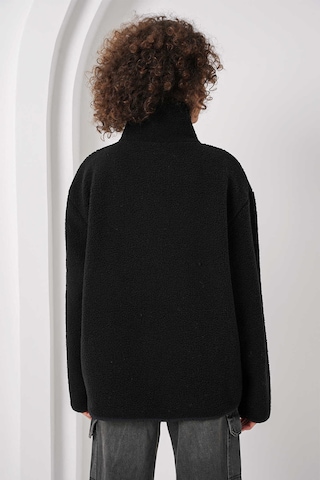 Gabria Fermuarlı Tek Cep Hırka Siyah