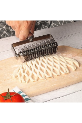 Pizza Kafes Tekerlek Kesici, Bakeware Kabartma Silindiri, Mutfakta Hamur Şekillendirme İçin Pişirme Aleti Çok Renkli