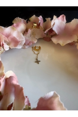 Sevgili Takı Lotus Detaylı Tragus / Kıkırdak Bağlantılı Gold Çelik Küpe Şans Serisi Bir Adet Gold