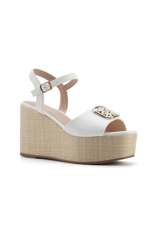 Nine West Monnı 5fx Beyaz Kadın Dolgu Topuk Sandalet 000000000101929051 Beyaz