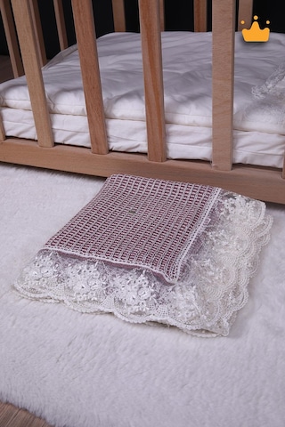 Babyhola 90x100cm Dantelli Triko Kız Erkek Bebek Battaniye Tv Diz Battaniyesi Gülkurusu 12100 001