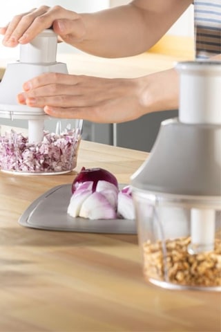 Flosoft Paslanmaz Çelik Bıçak Manuel Doğrayıcı Rondo, 3 Bıçaklı Üstten Basmalı El Robotu 700 Ml Bej