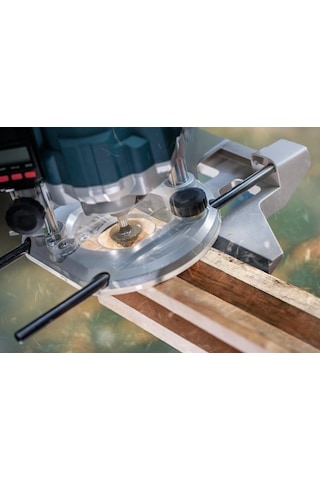 Bosch Pro 31.8x20 Mm Ahşap 90 V Kanal Açma Freze Ucu 2608629680
