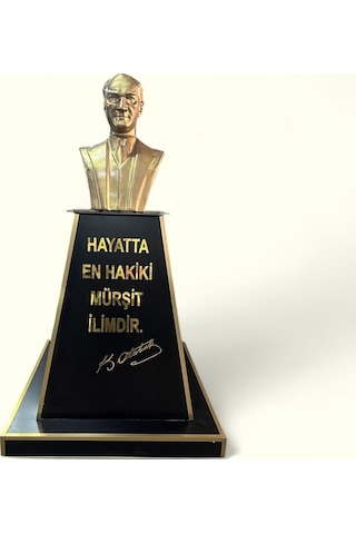 Atatürk Büstü Ve Kaidesi 180 Cm