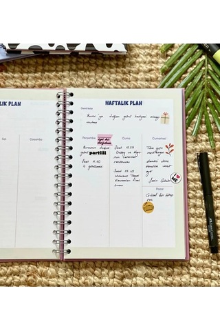 Halledilir Bir Şekilde Tasarımlı Konuşan Ajanda