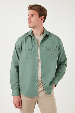 Buratti Pamuklu Regular Fit Çift Cepli Erkek Gömlek Cf24W116927 Haki