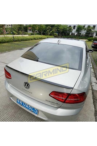 Volkswagen Passat B8 Bagaj Üstü Piano Black Spoiler 2015-