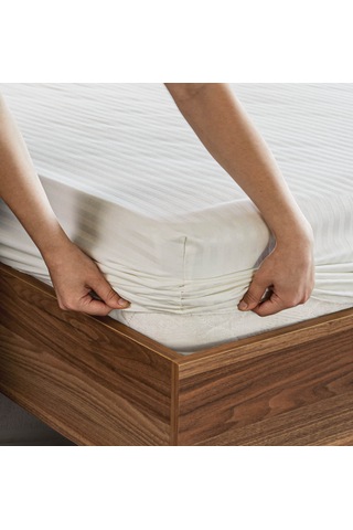 Pamuklu Çizgili Saten Tek Kişilik Lastikli Çarşaf Seti 100x200cm3