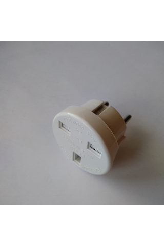 İngiliz Fiş Adaptör Çevirici