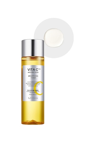 Missha Vita C Plus Brightening Toner Leke Karşıtı C Vitamini İçerikli Aydınlatıcı Tonik 200 ML
