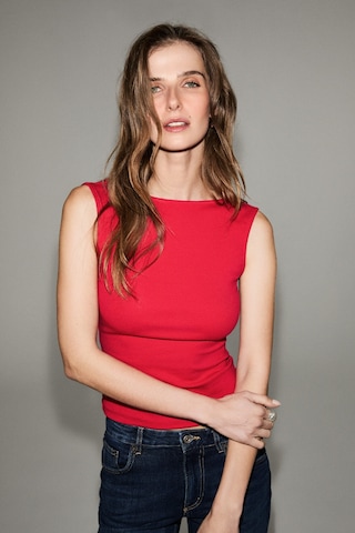 Grımelange Clea Kadın Yumuşak Ve Esnek Kumaşlı Sırt Dekolte Detaylı Slim Fit Kırmızı Bluz