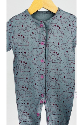 Fil Desenli Çıtçıtlı Pamuklu Bebek Tulum 001