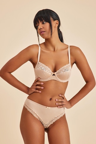 Emma Ten Balenli Dantelli Dolgulu Toparlayıcı Yarım Kap Sütyen Ten