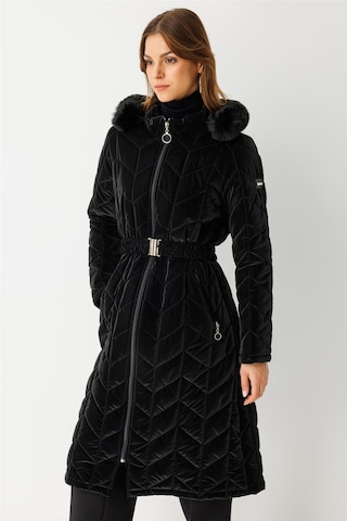 Kapitone Ara Boy Kaban Siyah Siyah