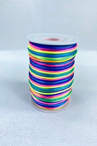 FdayAksesuar 5 Metre Ip Floş Saten Ip Kurdele Ipi Kolye Bileklik Ipi Gökkuşağı Tonları Rengarek 5 Metre Ip FRDY14320