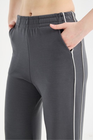 Gugus Kadın Trend Bol Paça Modal Kumaş Eşofman Altı Çift Cepli Wide Leg Yanları Beyaz Şeritli Gri-2