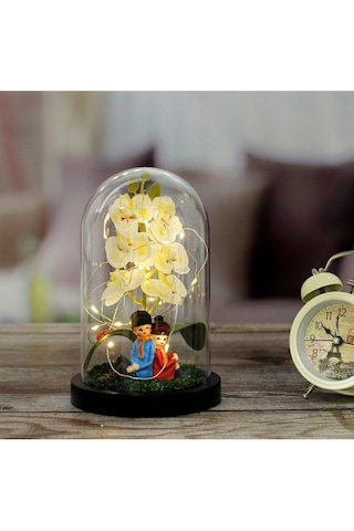 Mobgift Orkide Altında Romantik Çift Tasarımlı Işıklı Fanus Beya Beyaz