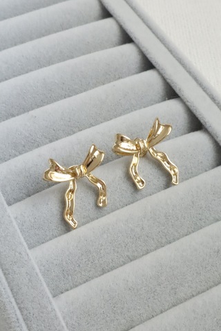 Kadın Küpe Kararmaz 14k Renk Vip Seri Zarif Model Kurdele 2cm Küpe Altın