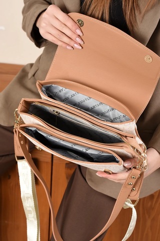 Just Polo Kadın Orijinal Just Polo Baskılı Büyük Boy Şık El Ve Omuz Çantası Shoulder Bag Ebat: 29 X 25 Cm Krem - Camel