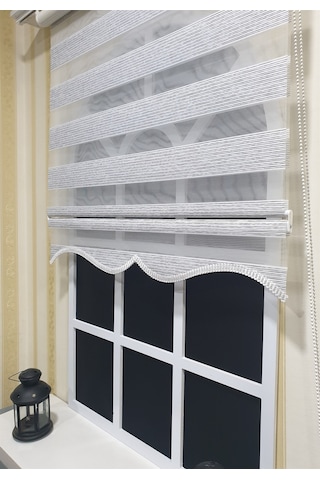 Zebra Stor Perde Siyah Çizgli Etek Dilimli Stb851 V 01 Siyah