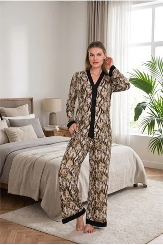 Go İthalat Şık Tasarım Viskon Yılan Desenli Önden Düğmeli Uzun Kollu Kadın Pijama Takımı Çok Renkli